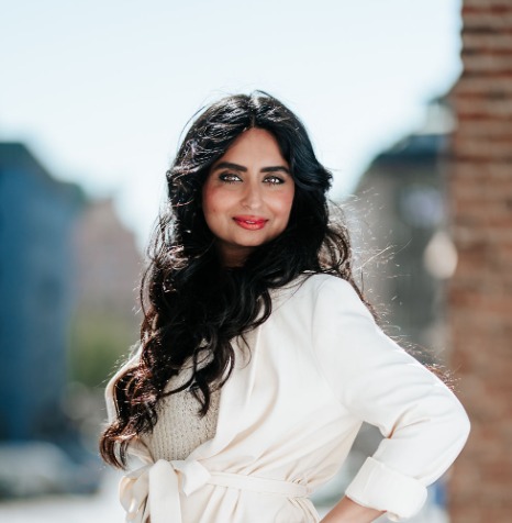 Faiza Khan